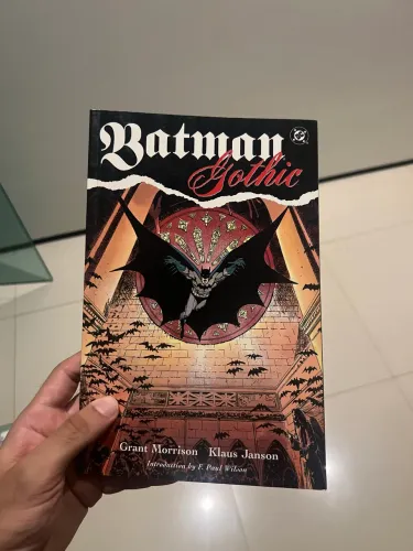 HQ Batman Gótico (em inglês, importada)