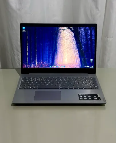 Notebook Lenovo s145