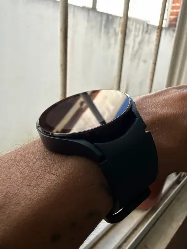 Galaxy Watch 4 44mm Wi-Fi/Blouethooth
