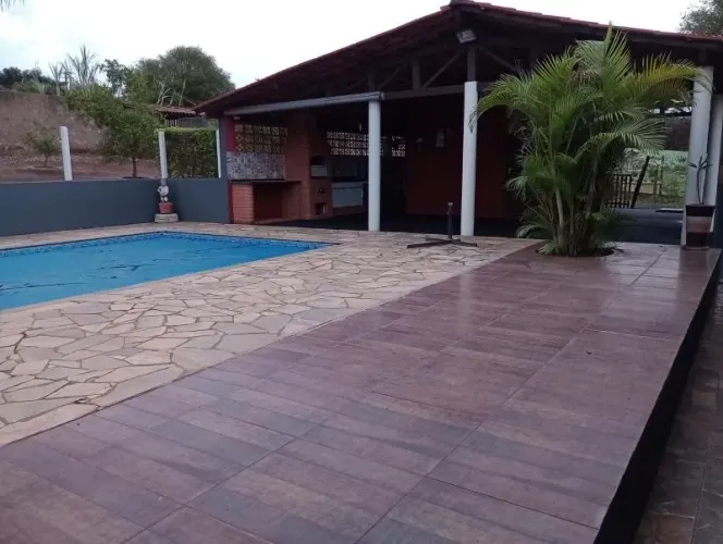 Chácara com 3 dormitórios à venda, 220m² por R$ 590.000 - Bairro Jardim Gramado - Tatuí/SP