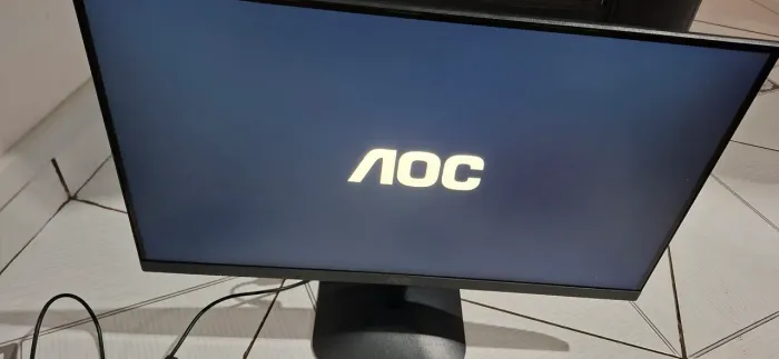 Monitor AOC 23 polegadas