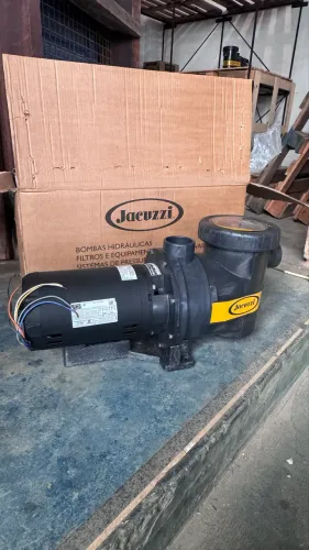 Bomba Jacuzzi 15B-T 1,5CV Trifásica Motor WEG - NOVA NA CAIXA