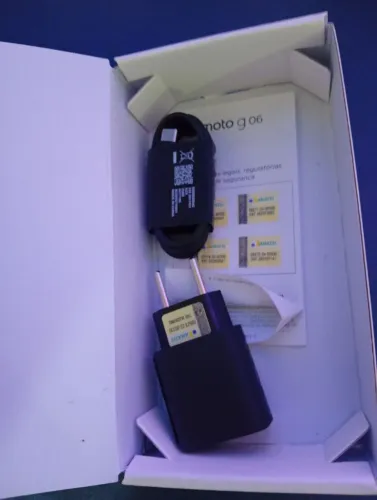 carregador de celular Motorola novo