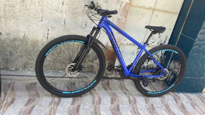 Vendo ou troco bike aro 29 para vender hoje 1000