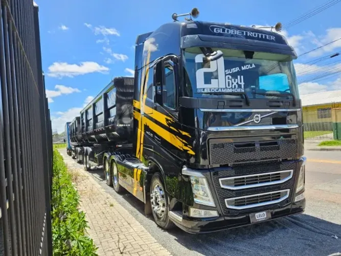 Volvo FH 540 6x4 Bug Leve Mola Ano 21 Rodocaçamba Randon Ano 24 35m³ Lona Fácil