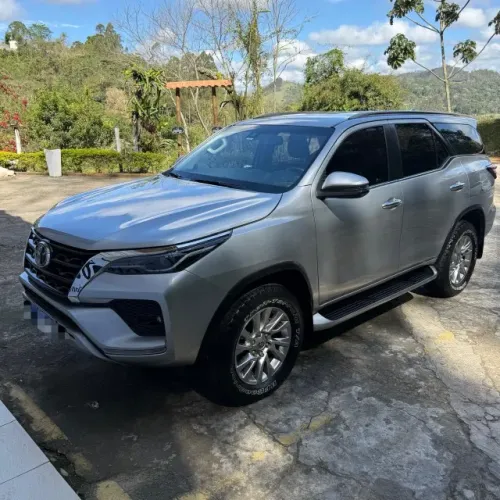 Toyota Hilux SW4 SRX 4X4 2.8 TDI 16V Dies. Aut. 2021