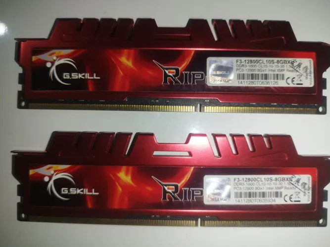 Kit Memória RAM G.Skill DDR3 1600MHz (PC3-12800)