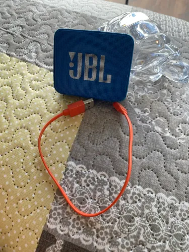 Jbl go2