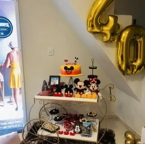 CARRINHO DE FESTA TEMÁTICA - R$ 800,00 - *