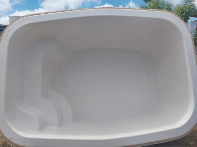 Piscina de fibra