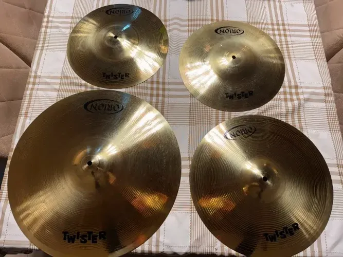 Kit Pratos Orion Twister Novos - Hi-Hat 14" Crash 16" Ride 20"
