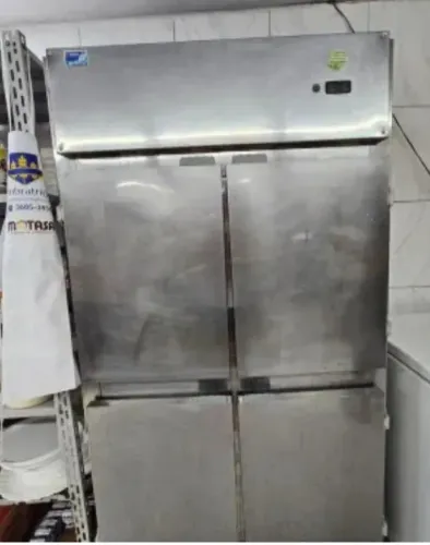 Geladeira industrial 