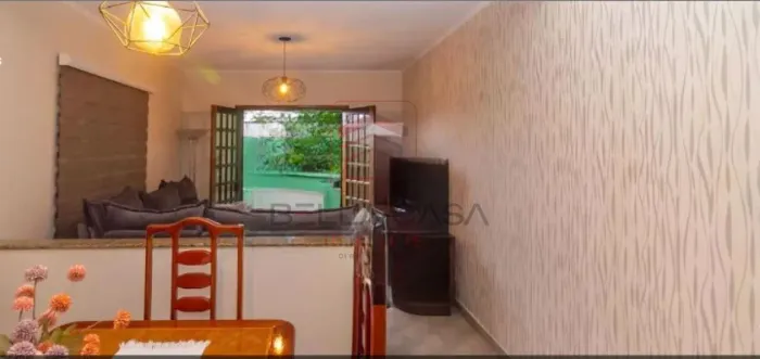 Sobrado na Vila Prudente 308 m2 com 4 dormitórios, 3 vagas com quintal e jardim