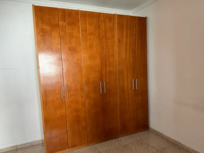 GUARDA ROUPA