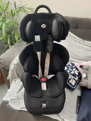 Cadeirinha infantil