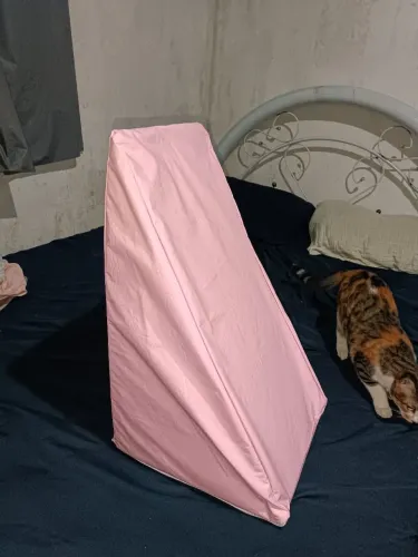 Travesseiro triangular
