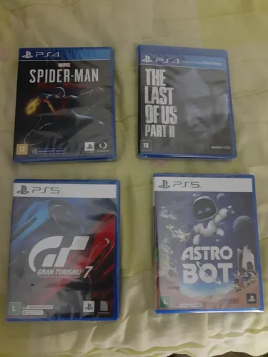 Kit com 4 Jogos Ps4 e Ps5