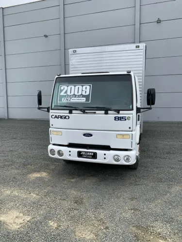 Ford. 815 Baú 5,50 2008/2009