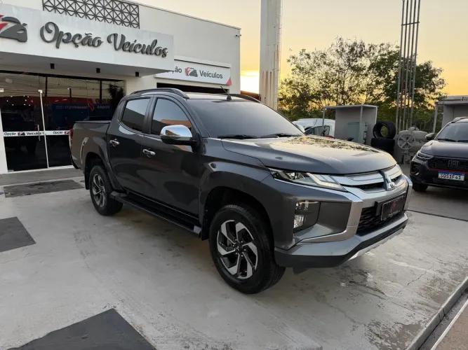 Mitsubishi L200 Triton Sport HPE 2.4 CD Diesel Aut. 2025