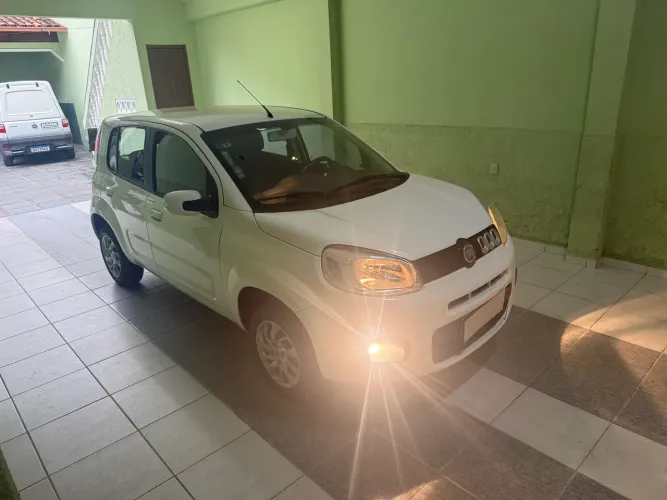 Fiat Uno Evolution 1.4 Fire Flex 8V 5P 2015