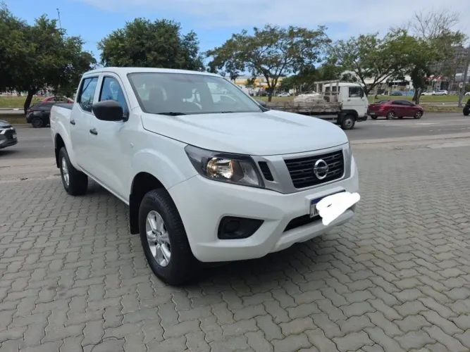 Nissan Frontier S CD 4X4 2.3 TB Diesel Mec. 2022