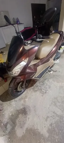PCX DLX 