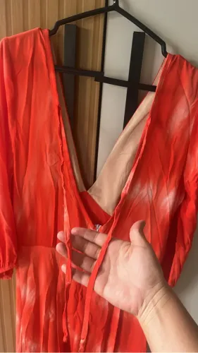 Vestido viscose lindo lindo 28$ veste 38/40 não estica