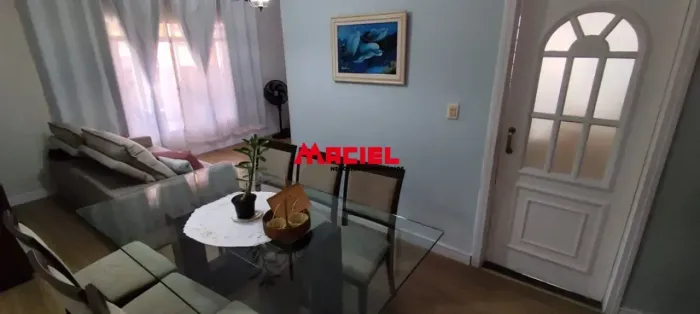 X - Casa 3 Dorms / 1 Suite no Jardim Uirá - São José dos Campos - SP