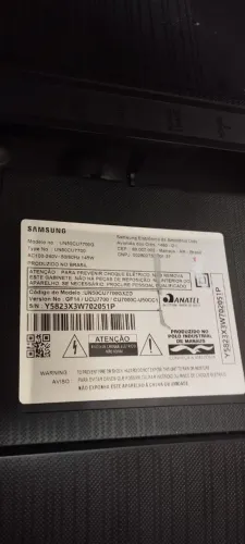 TV Samsung UN50CU7700 para tirar peças