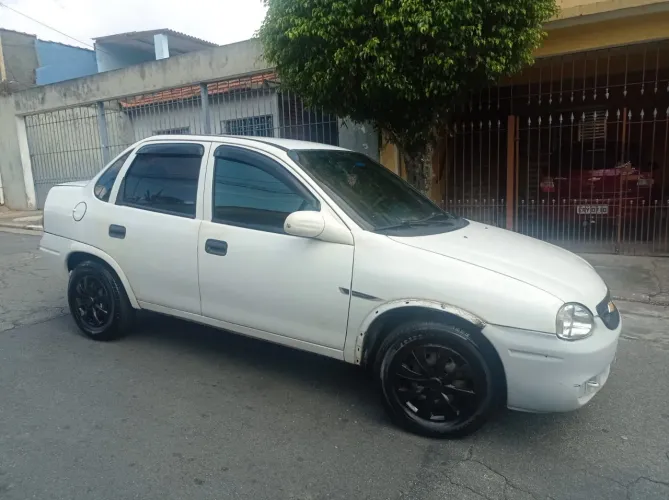 Chevrolet Classic Life/ls 1.0 VHC Flexp. 4P 2010