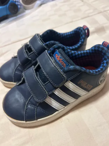 Tênis adidas TAM 24