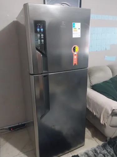 Geladeira semi nova