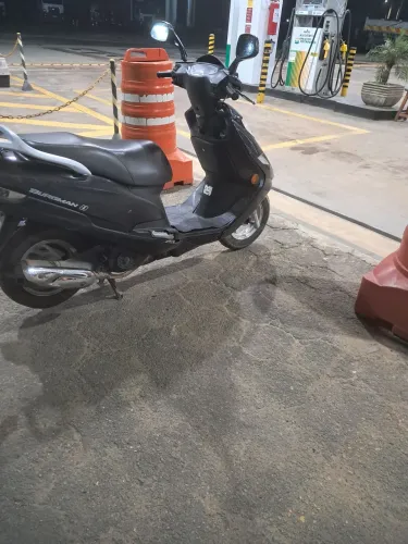 Vendo suzuki burguiman 125i 2013