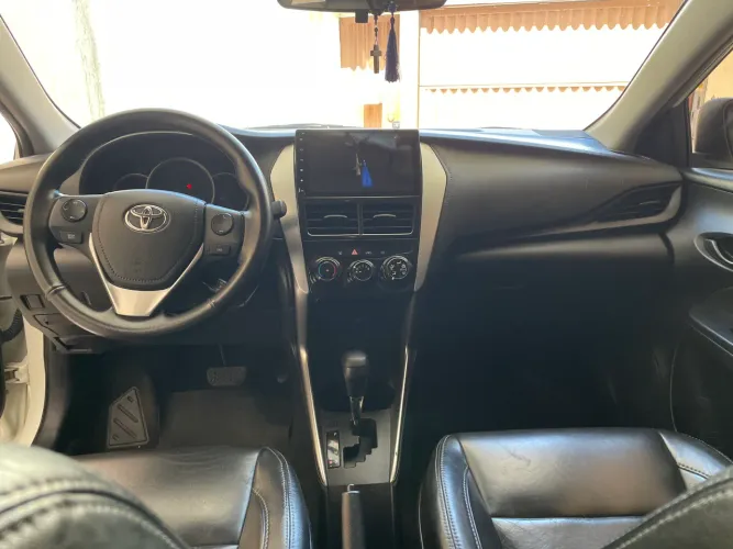 Toyota Yaris XL Live Sedan 1.5 Flex 16V 4P AUT 2021