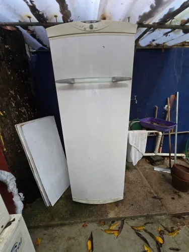 Freezer 280L Brastemp Frost Free