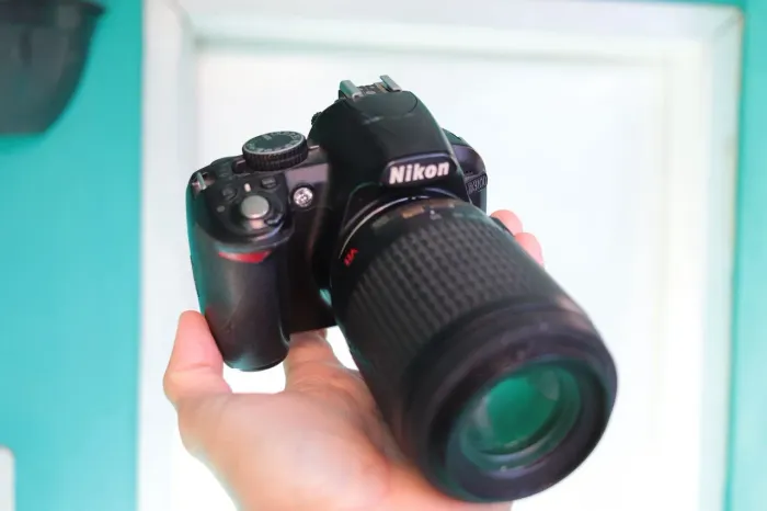 Câmera fotográfica NiKkon D3100 com 3 lentes 