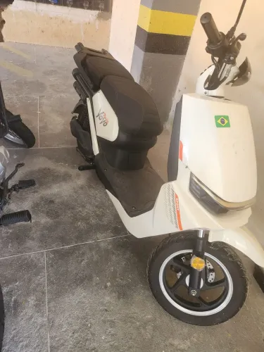 Moto eletrica novíssima 