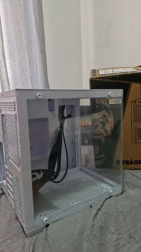 Gabinete gamer Aquário grodd snow branco clanm mid tower Vudro temperado ATX mATX mini ITX