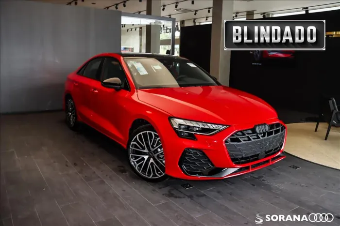 Audi A3 Sed. Perform. Black 2.0 TFSI S-tronic 2025