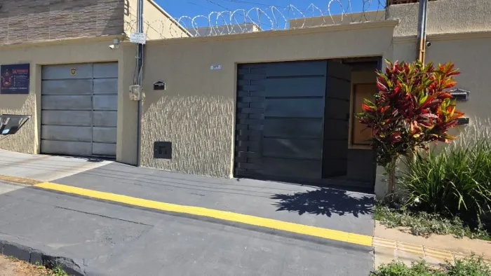 Excelente casa 2/4 Abaixo do Preço, Suite, Lage, Residêncial Primavera - Senador Canedo