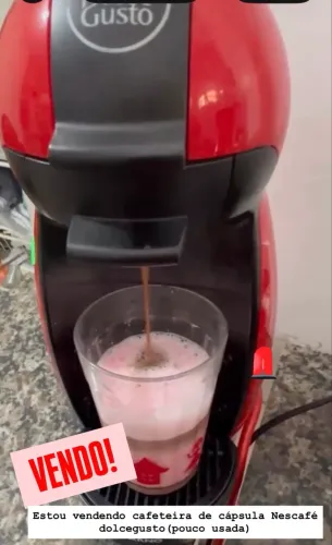 Vendo cafeteira de cápsula Dolce Gusto