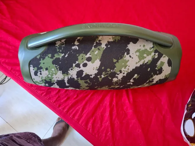 Vende-se bombox 3 semi nova