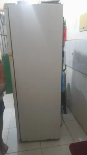 Geladeira fros free cônsul branca