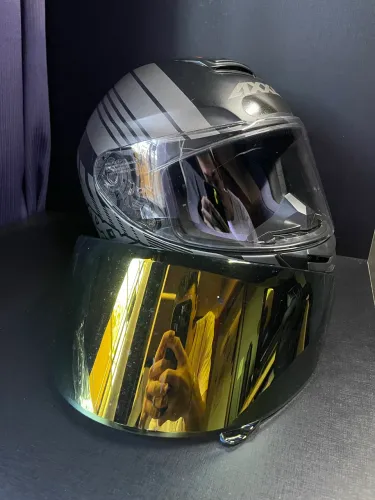 Vendo CAPACETE AXXIS ITÁLIA + Viseria camaleão VERDE