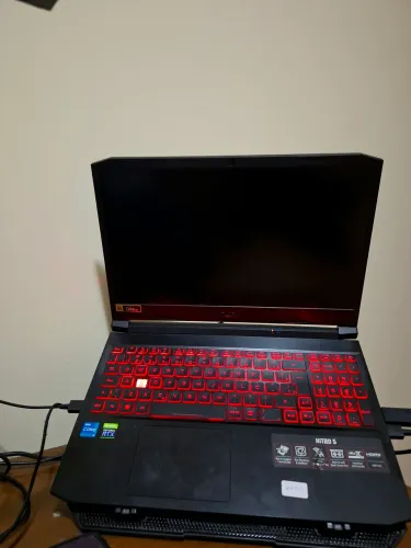 Acer Nitro 5 (RTX 3050, i5 11400h e 16gb 3200mhz) só precisa regravar a Bios