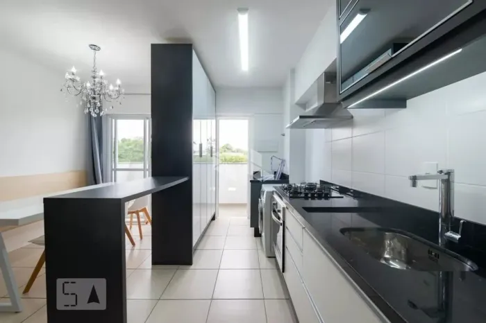 Apartamento com sacada e elevador à Venda no Bairro Serraria - São José/SC