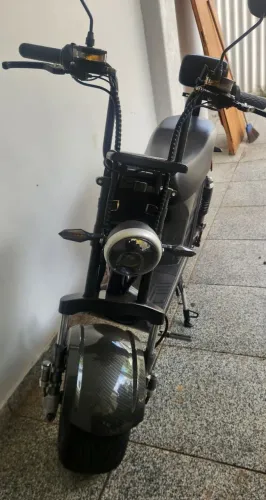Vende-se scooter elétrica