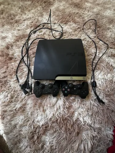 PS3.SLIM +2 controle +10 jogos funcionando perfeitamente