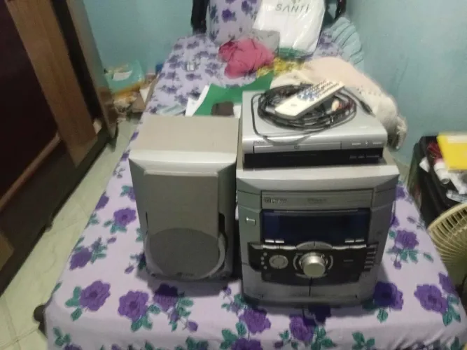 Som philco dvd player