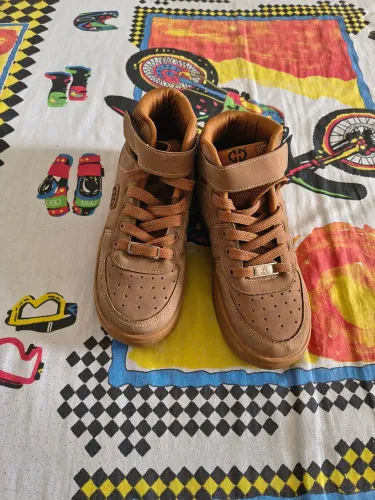 Roupas de Inverno Infantil + Botinha - Tudo Conservado